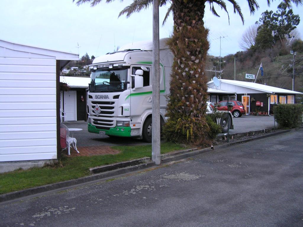 Coachman Motel Taihape Esterno foto